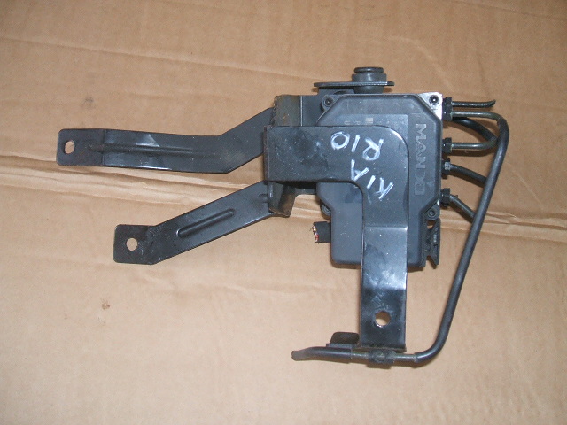 Kia - Rio - 5 drzwi - (2005 - 2010) - Hamulce / Pompa ABS