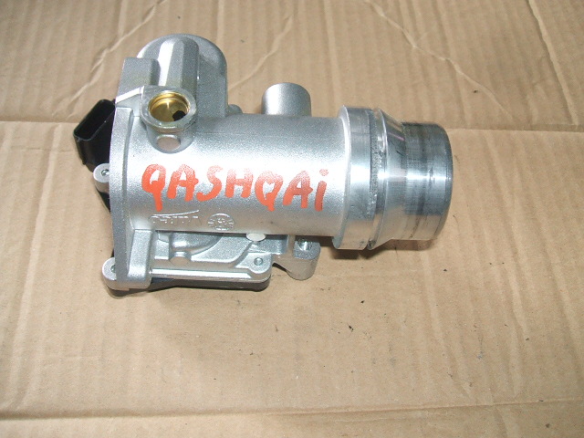 Nissan - Juke - (2010 - 2014) - Silnik / Przepustnica