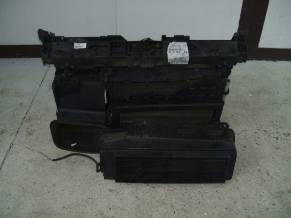 Renault - Clio - 5 drzwi - (2012 - 2019) - Karoseria / Wzmocnienie przednie