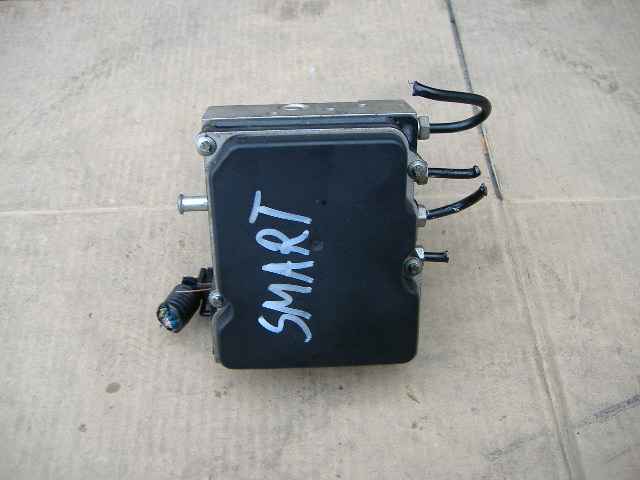 Smart - Fortwo - Cabrio - (2007 - 2011) - Hamulce / Pompa ABS
