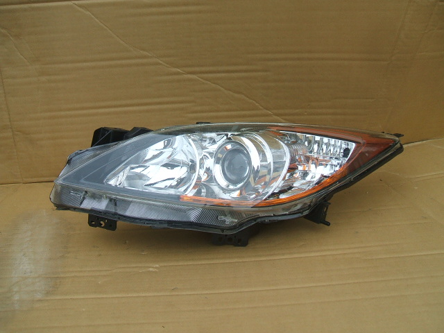 Mazda - 3 - 4 drzwi - (2009 - 2011) - Oświetlenie / Lampa przednia lewa