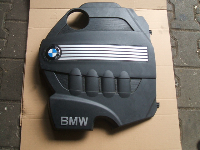BMW - X1 - (2009 - 2012) - Silnik / Górna osłona silnika