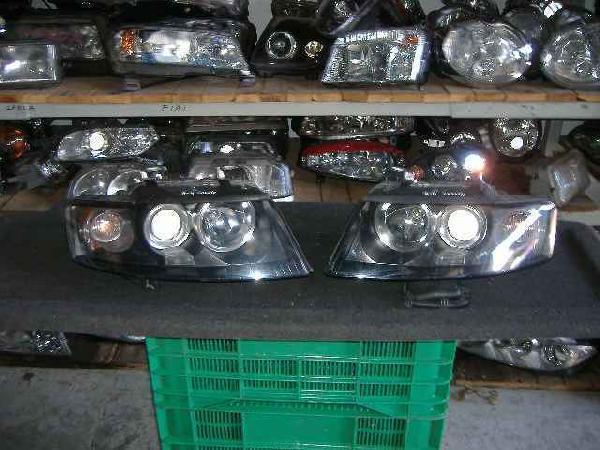 Audi - A4 - Cabrio - (2002 - 2006) - Oświetlenie / Lampa przednia prawa