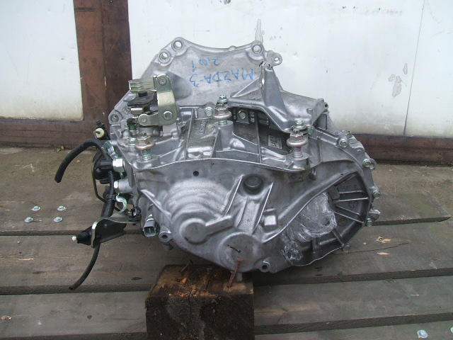 Mazda - 3 - 4 drzwi - (2013 - 2018) - Skrzynia / Ręczna  6-biegowa