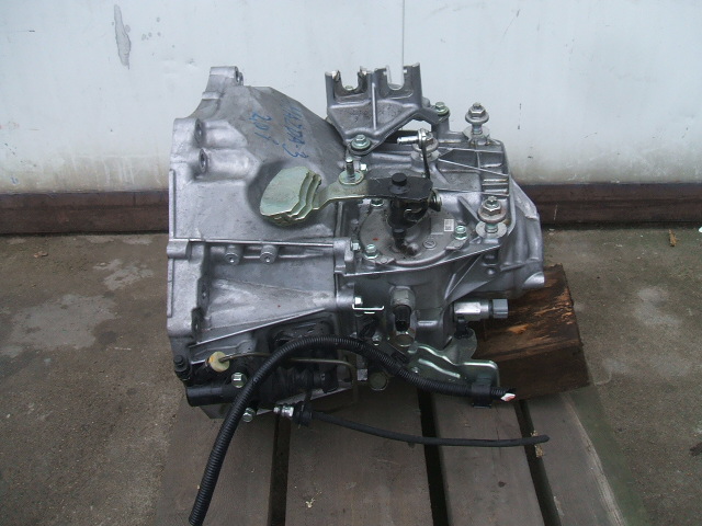 Mazda - 3 - 5 drzwi - (2013 - 2018) - Skrzynia / Ręczna  6-biegowa