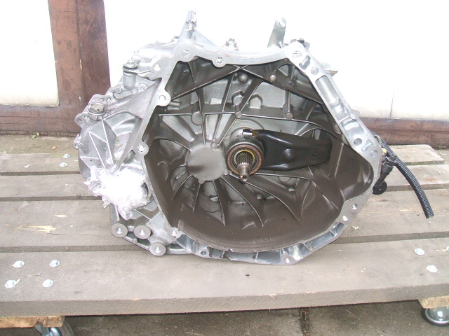 Mazda - 3 - 5 drzwi - (2013 - 2018) - Skrzynia / Ręczna  6-biegowa