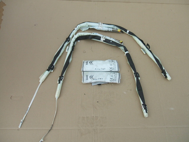 Citroen  - C 4 - Cactus - (2014-) - Poduszki / Kurtyna lewa