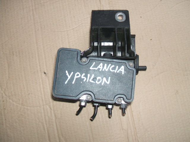 Lancia - Ypsilon - (2011-) - Hamulce / Pompa ABS