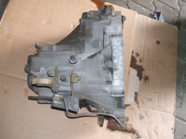 Honda - Civic - 4 drzwi - (1991 - 1996) - Skrzynia / Ręczna  5-biegowa