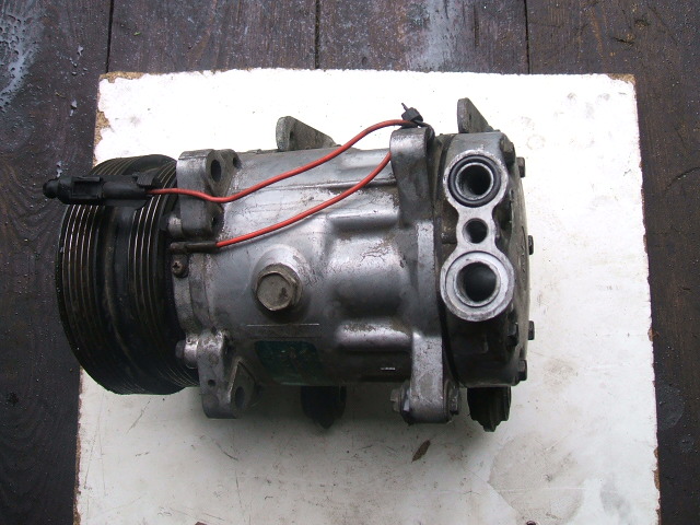 Alfa Romeo - SPIDER - (2003 - 2006) - Układ chłodzenia / Klimatyzacja - sprężarka