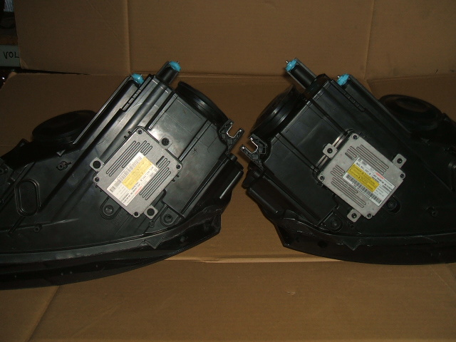 Audi - A3 - Cabrio - (2007 - 2013) - Oświetlenie / Lampa przednia  prawa Bixenon