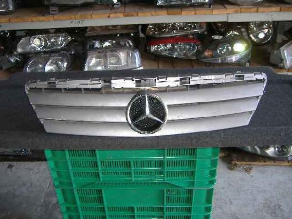 Mercedes-Benz - A-Klasa - W168 - 5 drzwi - (2001- 2004) - Karoseria / Atrapa przednia