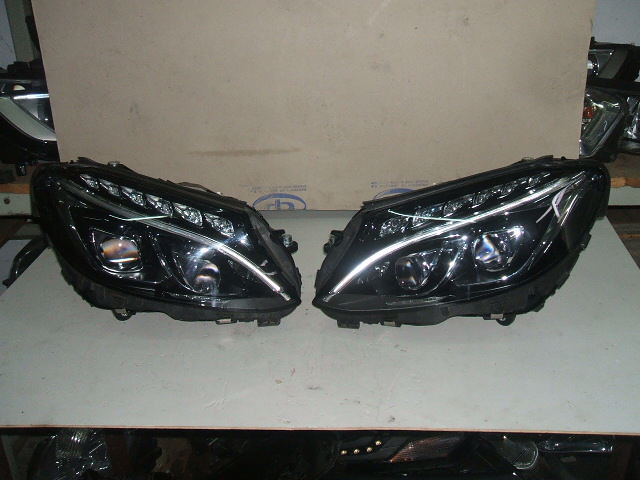 Mercedes-Benz - C-Klasa - S205 - Kombi - (2014-) - Oświetlenie / Lampa przednia lewa