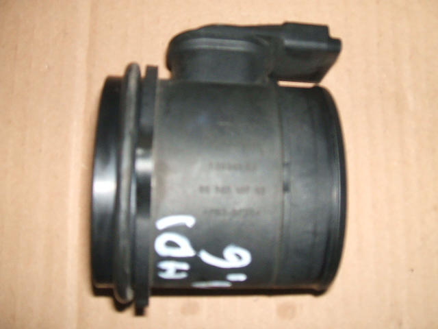 Citroen  - C 4 - 3 drzwi - (2004 - 2008) - Filtry / Przepływomierz powietrza