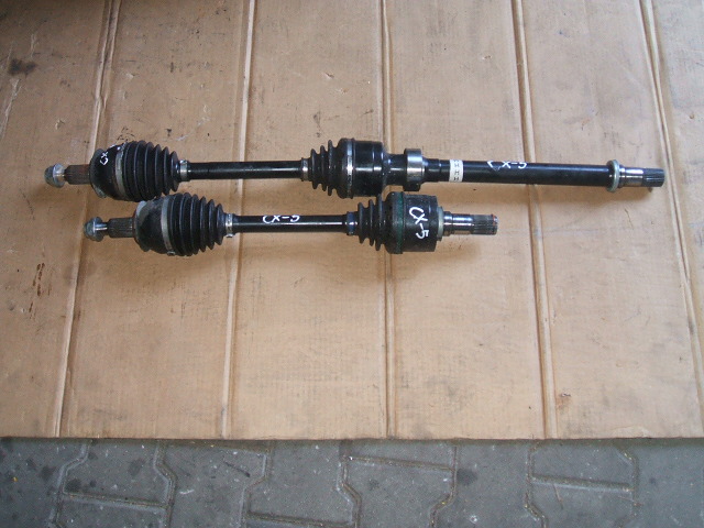 Mazda - CX 5 - (2015-) - Napęd / Półoś przednia prawa