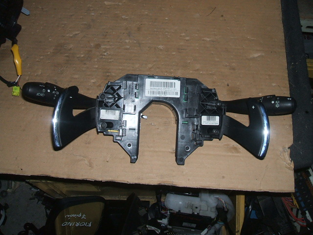 Citroen  - C 4 - Picasso - (2006 - 2010) - Wnętrze / Włącznik wycieraczek