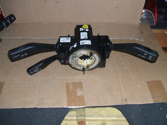 Volkswagen - Passat - (2005 - 2010) - Poduszki / Taśmy