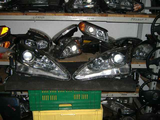 Lexus - IS - (2005 - 2009) - Oświetlenie / Lampa przednia lewa