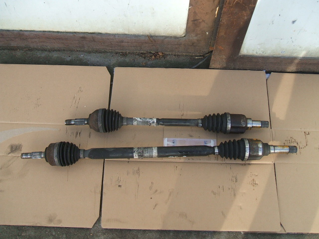 Citroen  - DS3 - (2016-) - Napęd / Półoś przednia prawa