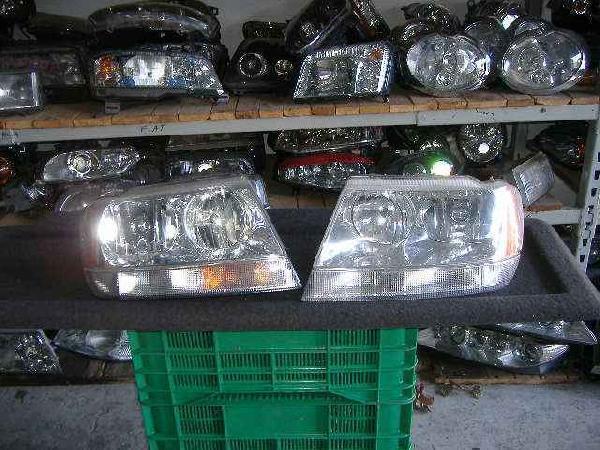 Jeep - Cherokee Grand - WJ - (1998 - 2005) - Oświetlenie / Lampa przednia lewa