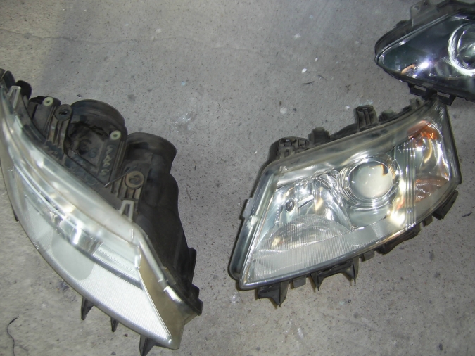 Saab - 9-3 - Cabrio - (2003 - 2007) - Oświetlenie / Lampa przednia   lewa Xenon