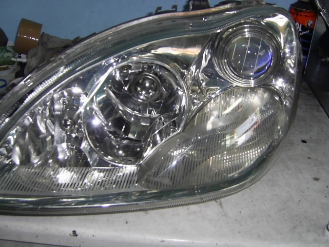 Mercedes-Benz - S-Klasa - W220 - (2002 - 2005) - Oświetlenie / Lampa przednia  lewa Bixenon