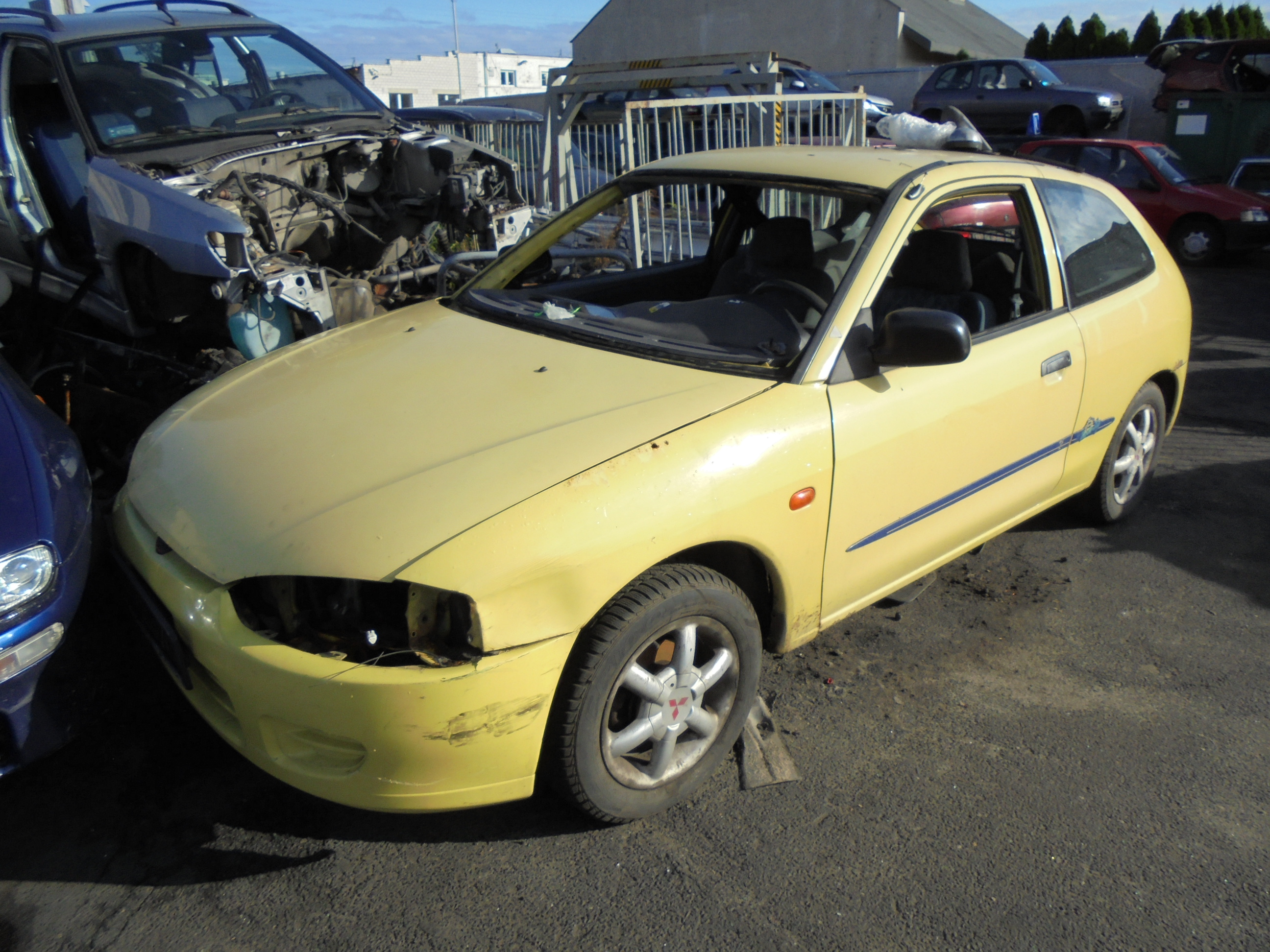Mitsubishi colt 1998