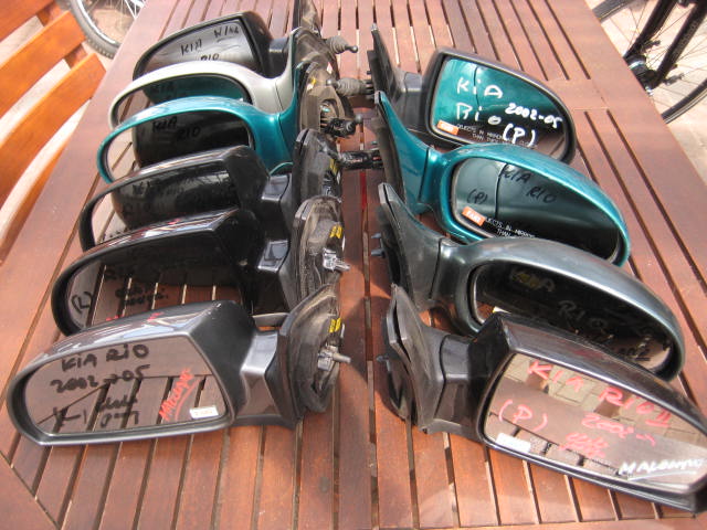 Kia - Rio - 5 drzwi - (2002 - 2005) - Lusterka /  Lewe elektryczne
