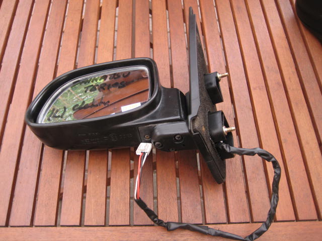 Daihatsu - Terios - (2004 - 2006) - Lusterka /  Lewe elektryczne