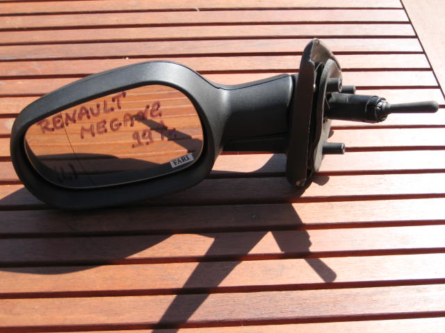 Renault - Megane - Cabrio - (1999 - 2003) - Lusterka / Lewe ręczne wewnętrznie regulowane