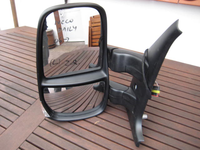 Iveco - Turbo Daily - (2006 - 2011) - Lusterka / Lewe ręczne zewnętrznie regulowane