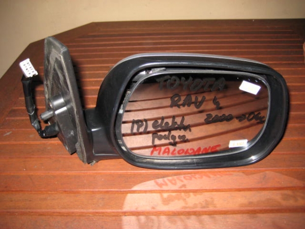Toyota - RAV 4 - 3 drzwi - (2000 - 2003) - Lusterka /  Lewe elektryczne