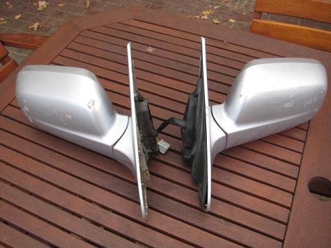 Honda - HR-V - 5 drzwi - (1998 - 2001) - Lusterka /  Prawe elektryczne